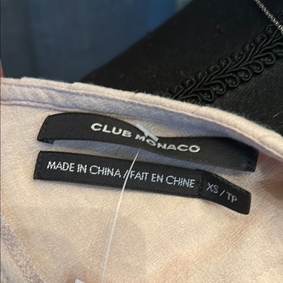 Club Monaco Cream Ruffled Fitted Blouse - Picture 2 of 4